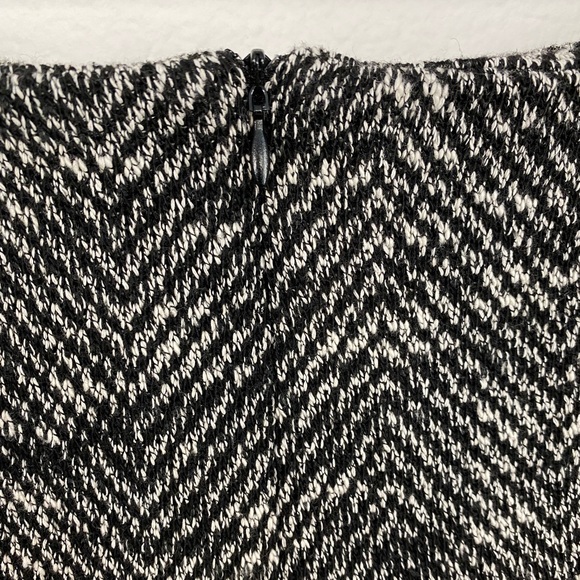 Forever 21 • Woven Knit High Waisted Hot Shorts - Picture 9 of 10